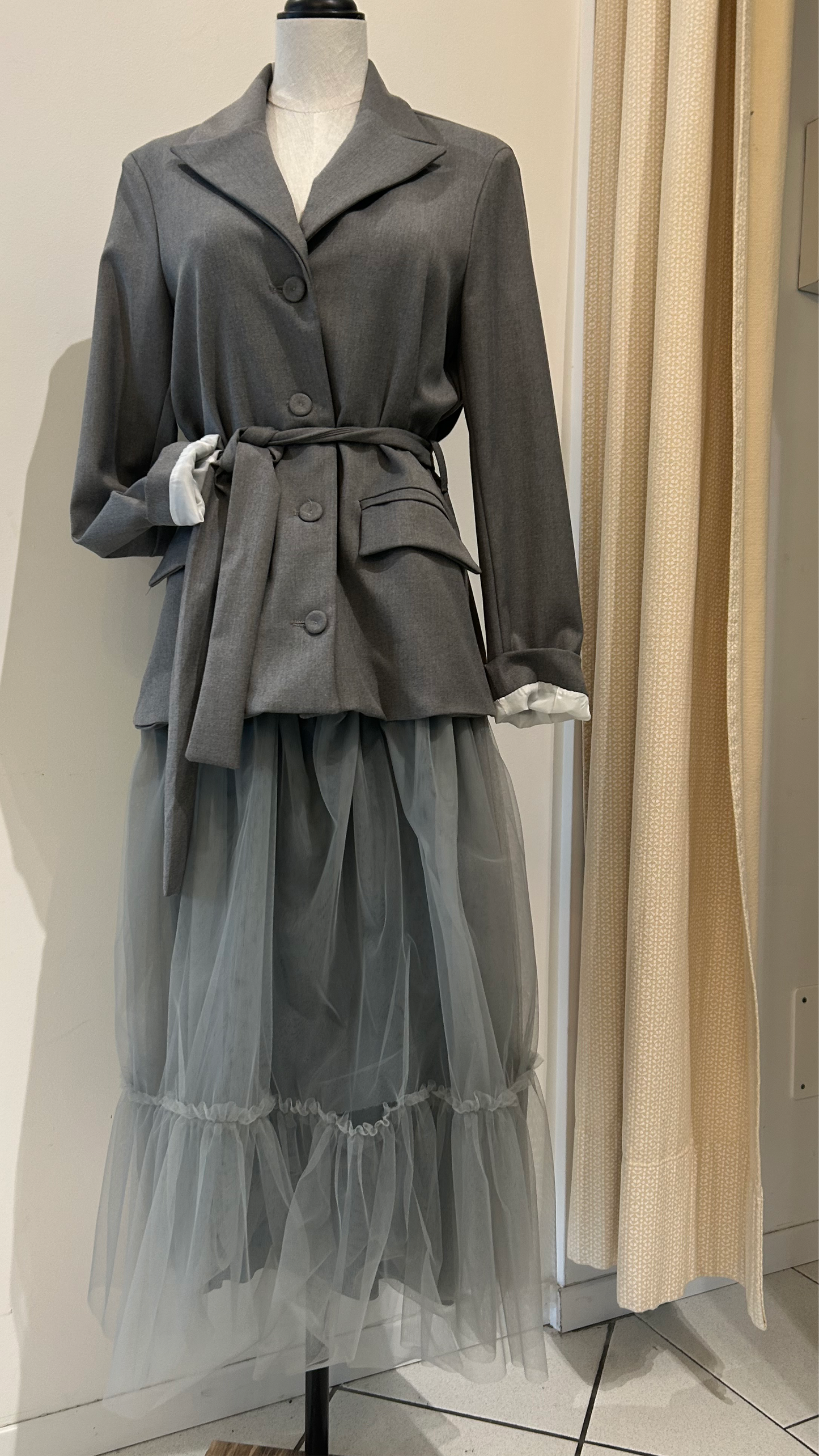 Abito con gonna Tulle