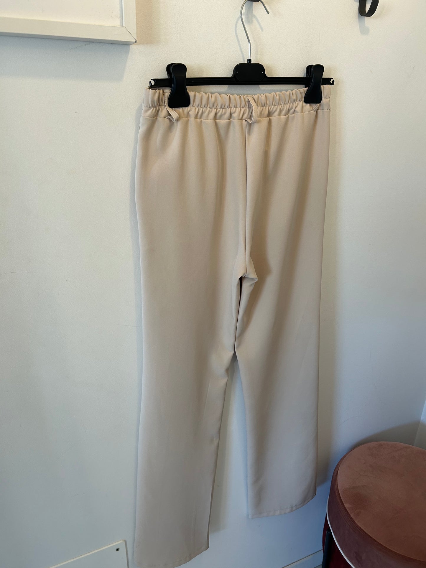 Pantalone con elastico