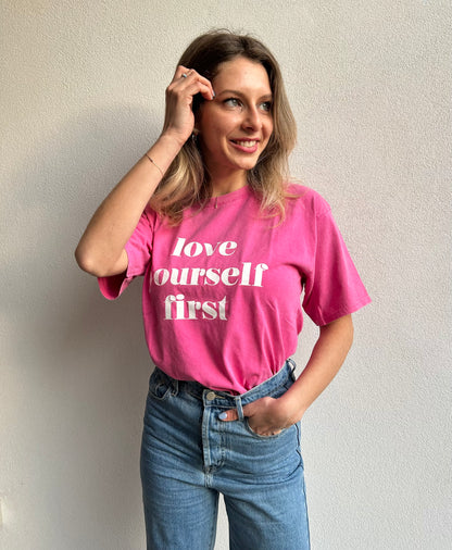 T-shirt Love Yourself