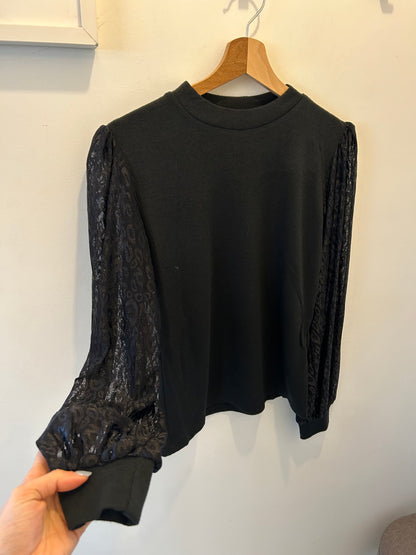 Maglia con maniche in Tulle